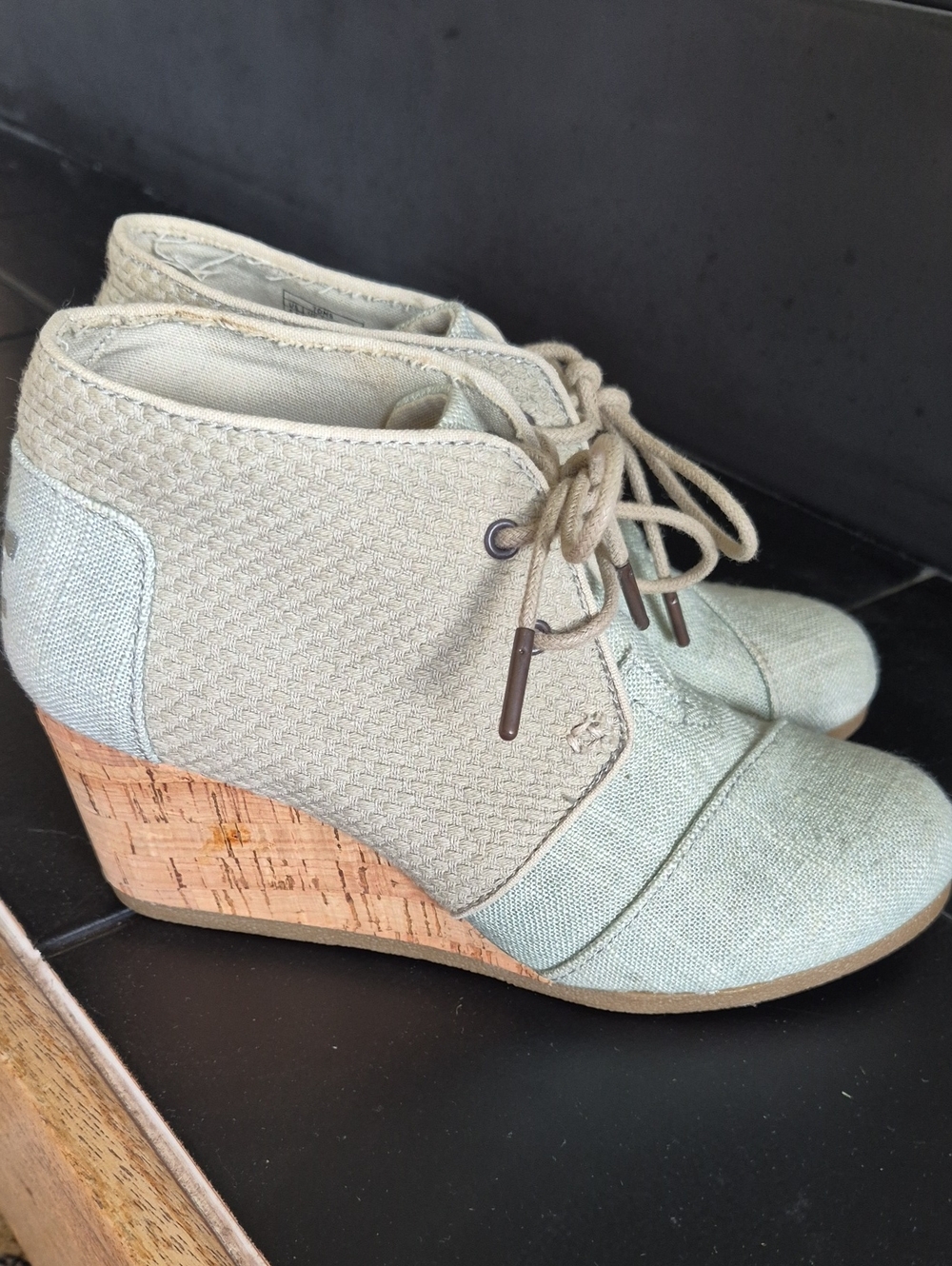 Toms Wedge Ankle Booties in Light Teal and Beige, 6.5